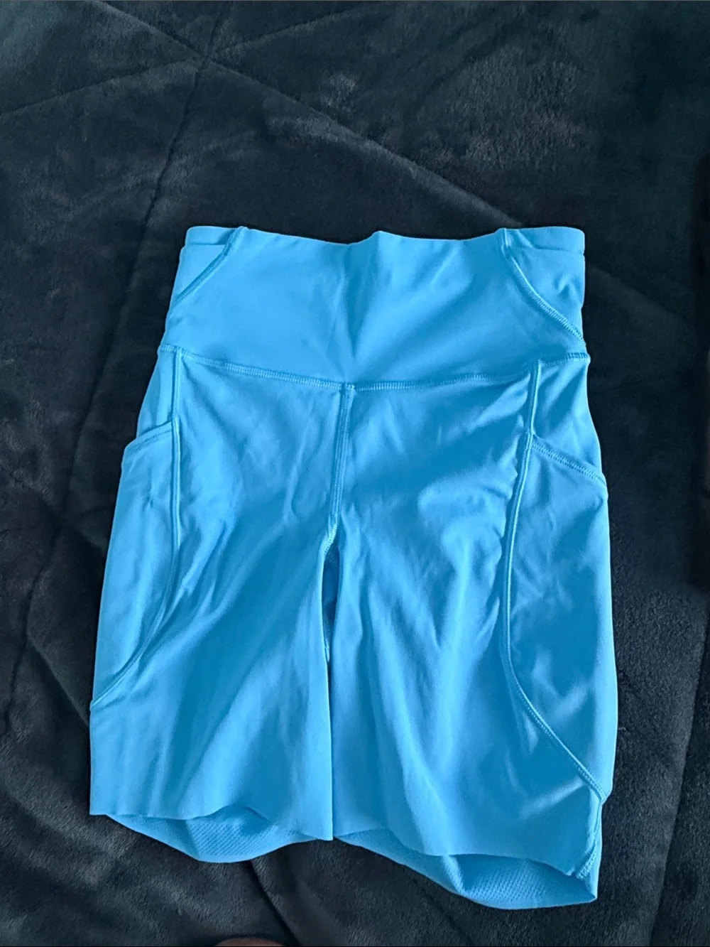 Lululemon  align 6 inch light blue shorts size 2 wore once